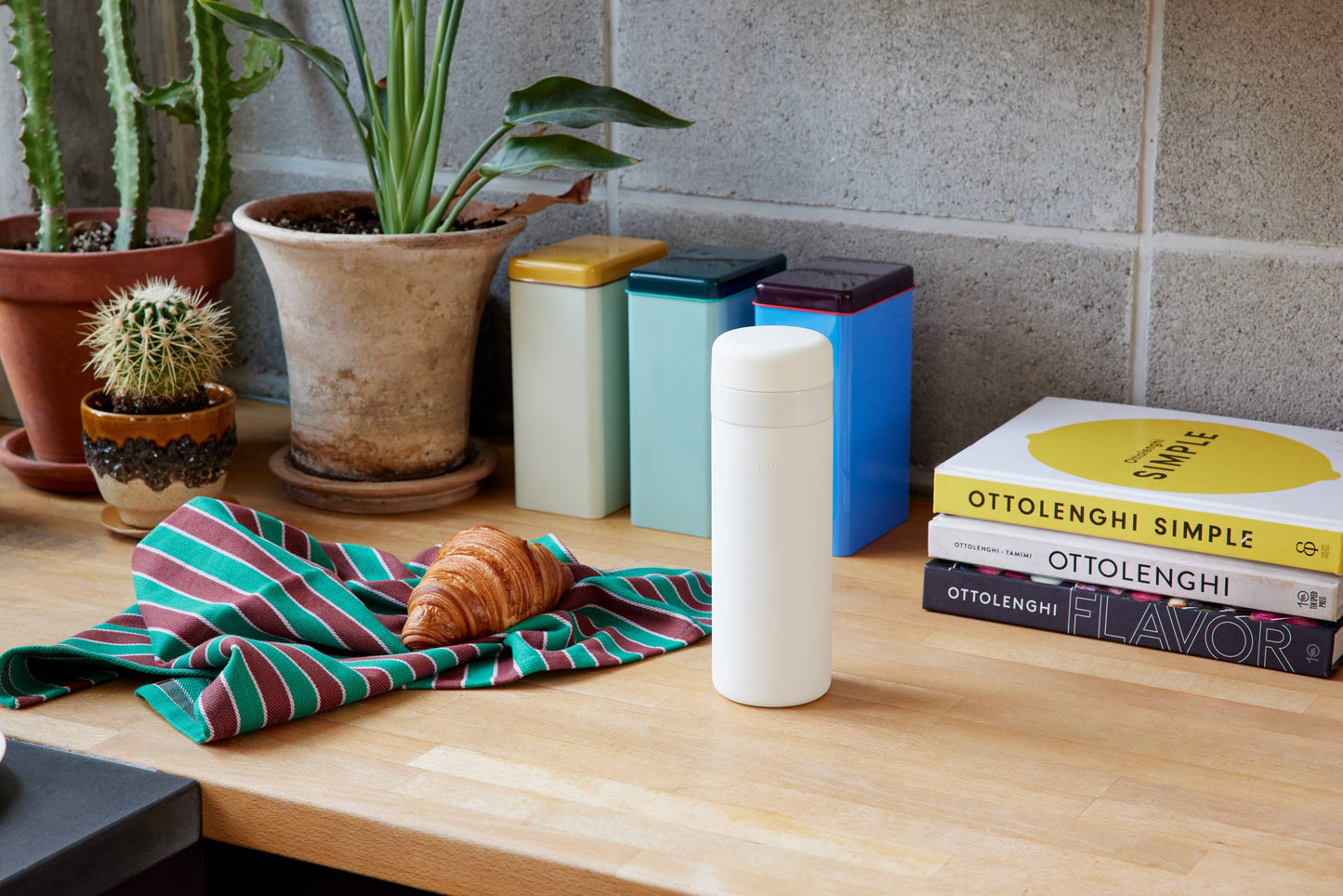 Insulated Ceramic Stainless Steel Coffee & Drink Bottle: Cream