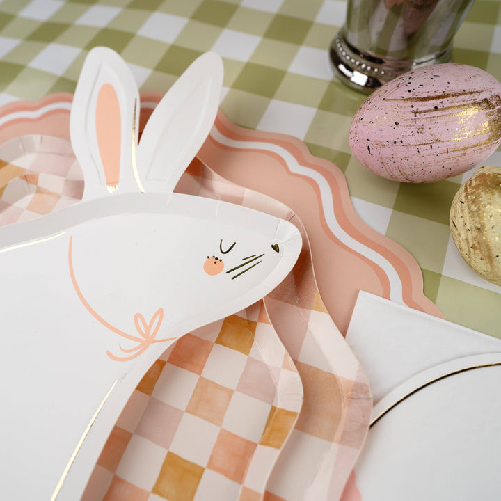 MCL25-PL21- Peach Fancy Scallop Placemats
