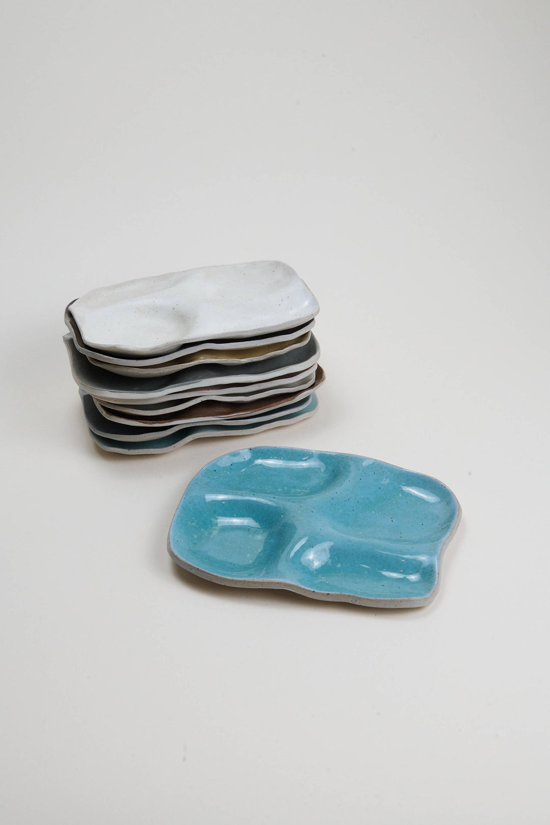 Ceramic Snack Plate (Four Wells): Butter yellow