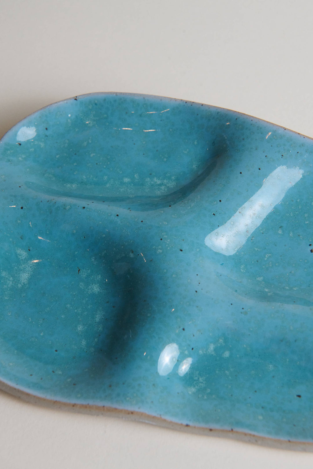 Ceramic Snack Plate (Four Wells): Butter yellow