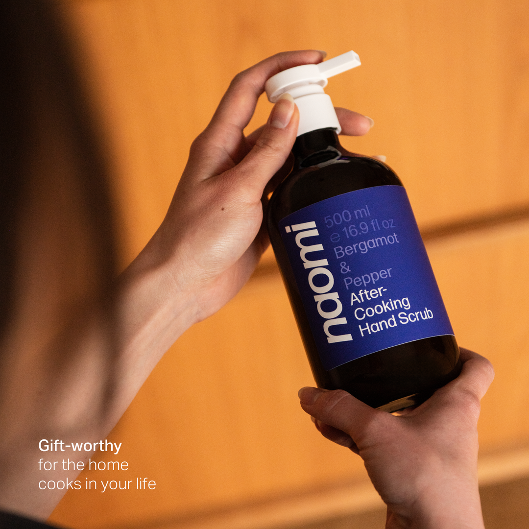 Naomi After-Cooking Hand Scrub: Bergamot & Pepper