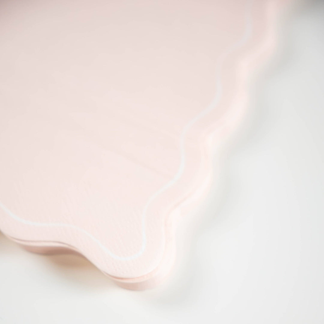 MCL25-GT22-Pink Scallop Guest Towels